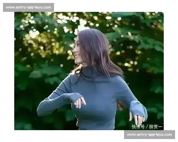 顶配颜值天生丽质，身材不过锦上添花