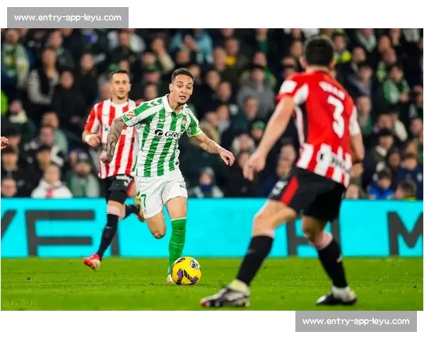 贝蒂斯启动安东尼永久转会谈判 曼联标价 3250 万英镑成关键障碍