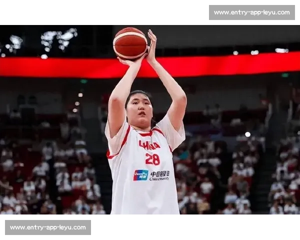 张子宇 2 米 26 身高成亚洲女篮 “禁飞区”！热身赛单场 5 次封盖震撼全场
