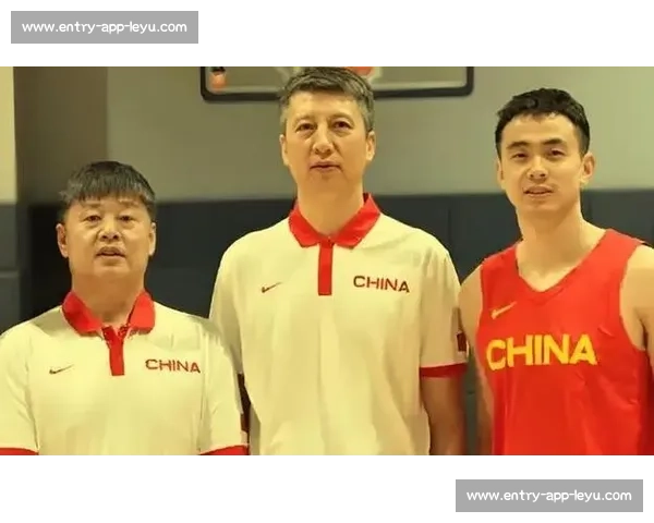 男篮集训再调整：赵维伦因学分离队，张镇麟伤退，郭士强或启用赵继伟 + 王俊杰