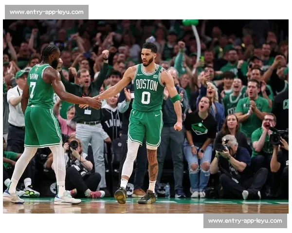 NBA季后赛预测分析：专家解读夺冠热门与黑马